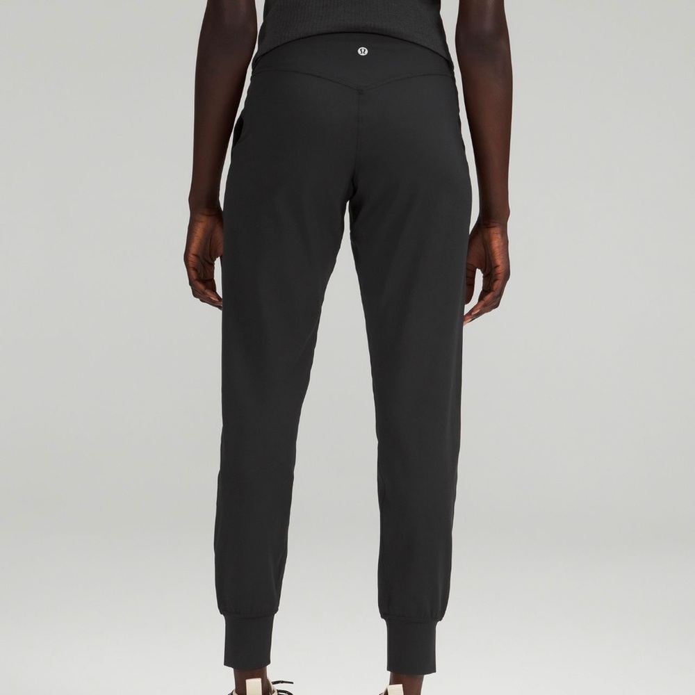 Lululemon HR align joggers full length size 6